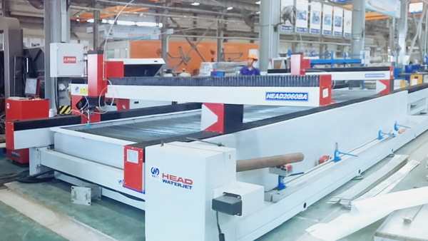 Waterjet cutting machine