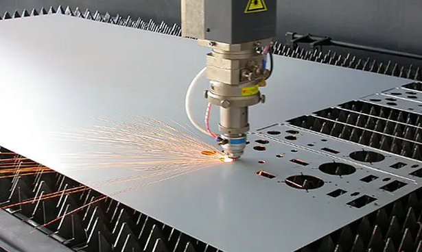 laser cutting machine