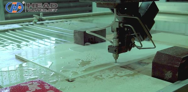 waterjet cutting machine