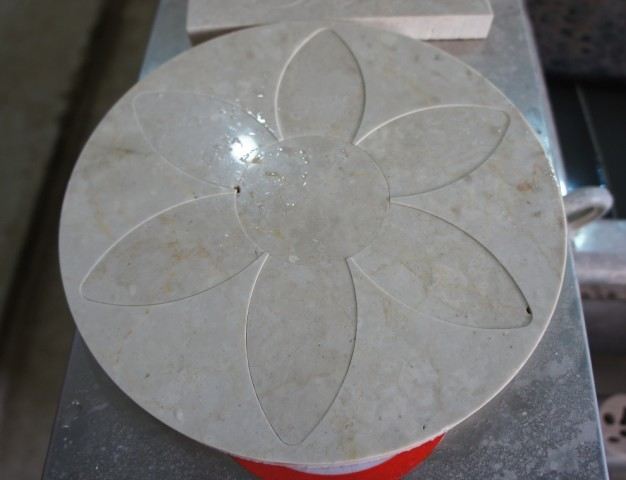 waterjet cutter